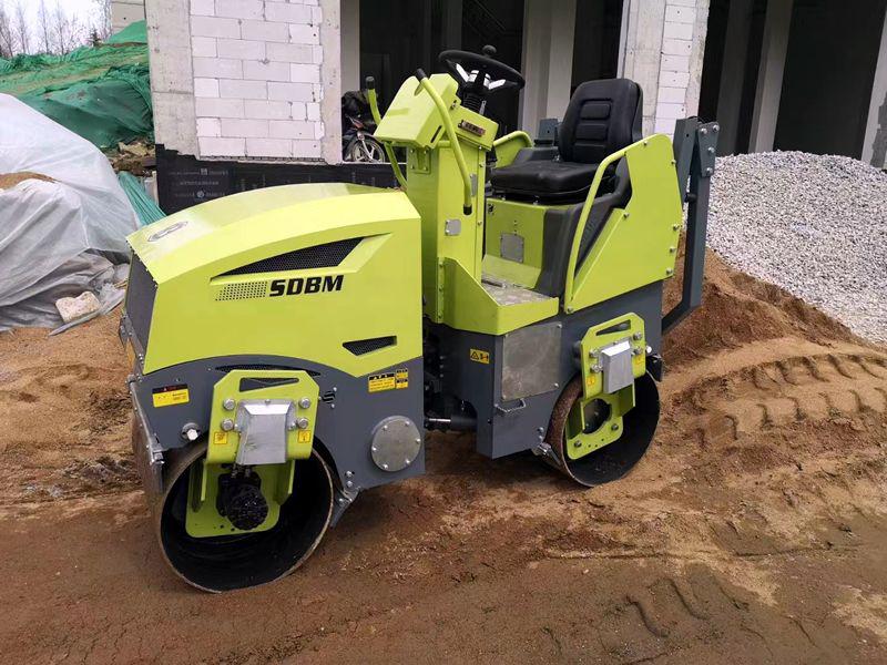奔馬小型壓路機土方壓實、溝槽回填施工案例